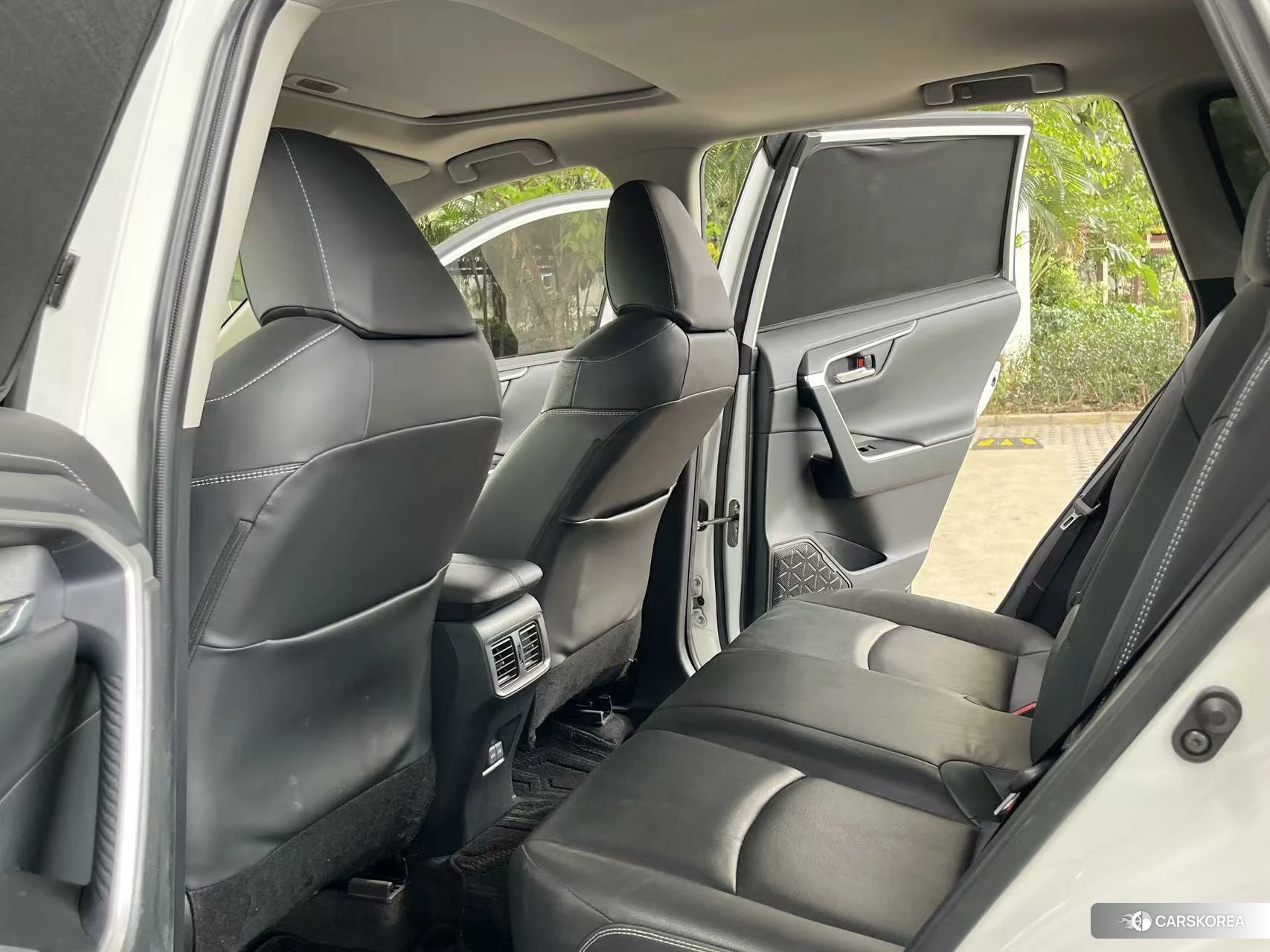 Toyota RAV4 Rongfang 2021 Белый из Китая, фото 6