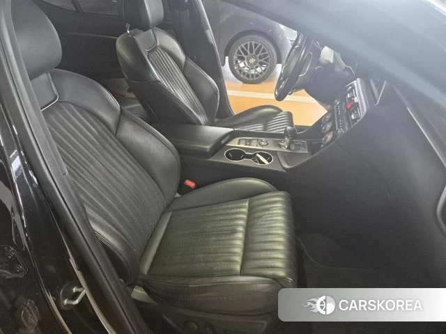 Genesis G70 2018 Черный из Кореи, фото 6