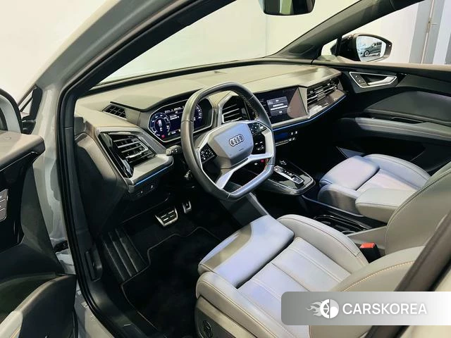 Audi Q4 e-tron 2024 Темно-серый из Китая, фото 6