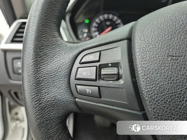 BMW 3 Series (F30) 2018 Белый из Кореи, фото 6