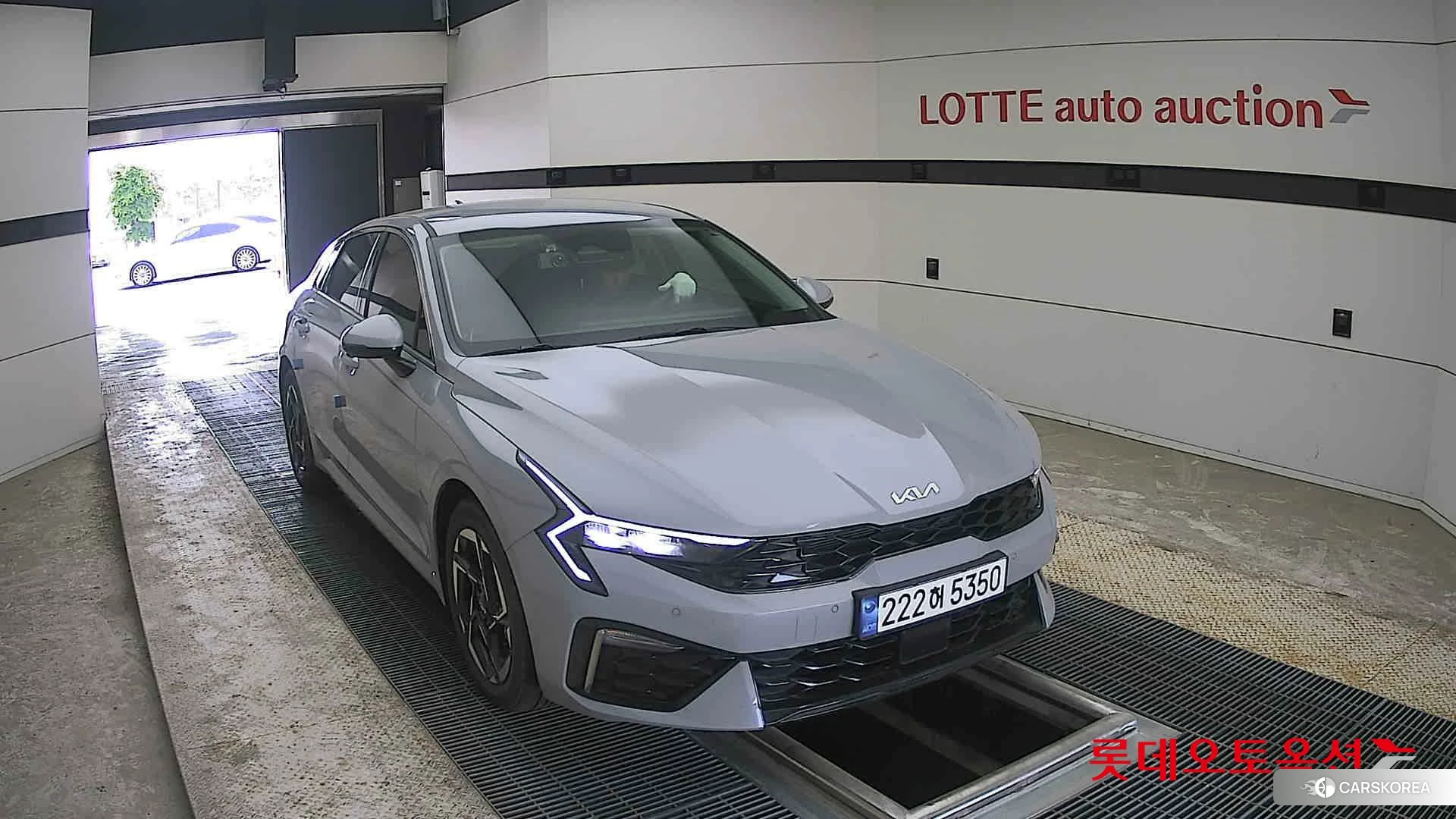 Kia K5 2024 Wolf Gray из Кореи, фото 6