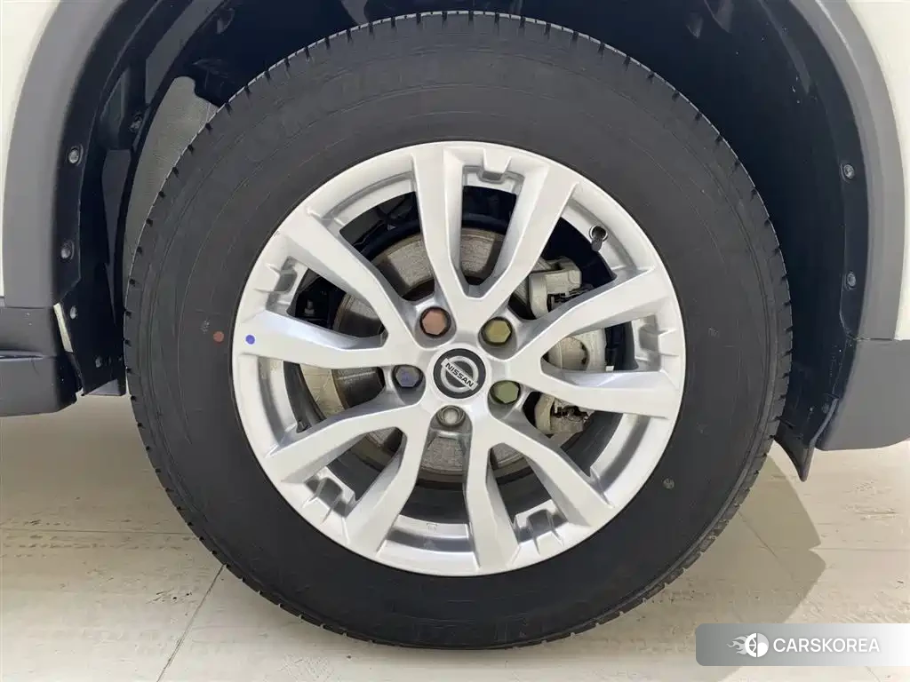 Nissan X-Trail 2023 Белый из Китая, фото 6