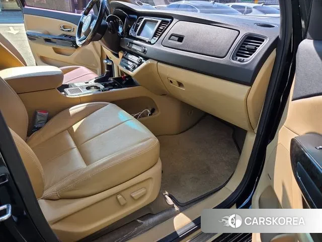 Kia The New Carnival 2018 Черный из Кореи, фото 6