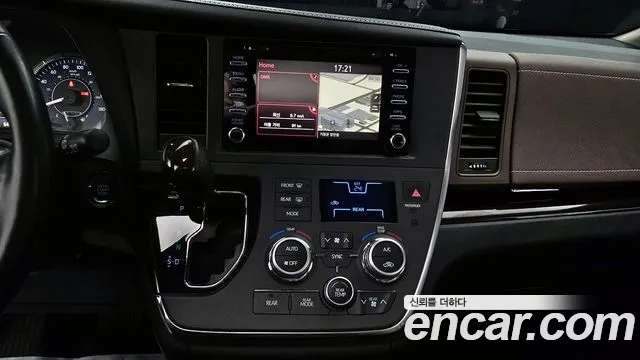 Toyota Sienna id 2818921 из Кореи 6