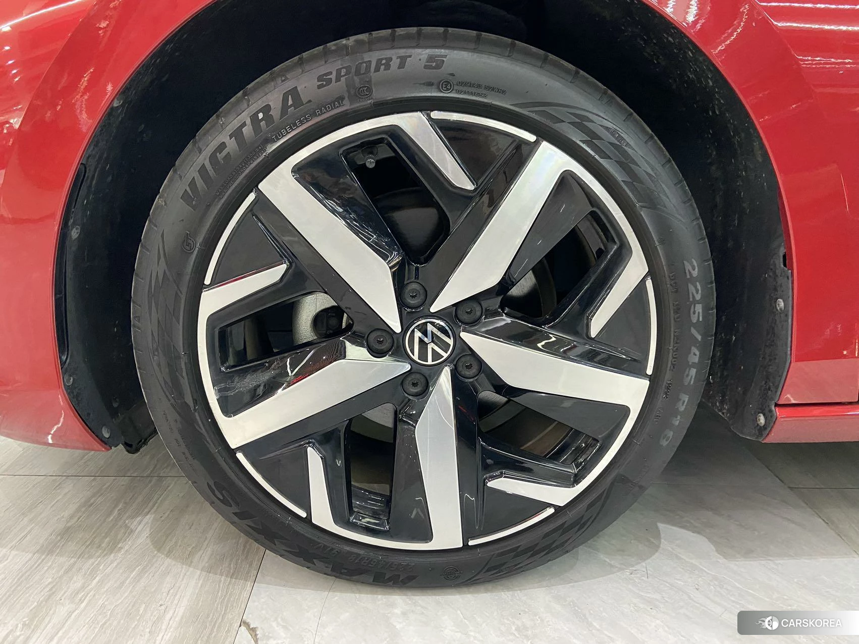 Volkswagen Lingdu 2023 Красный из Китая, фото 6