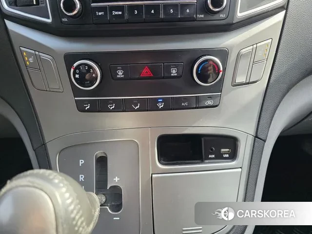 Hyundai The New Grand Starex 2019 Черный из Кореи, фото 6