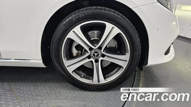 Mercedes-Benz E-Class W213 2019 Белый из Кореи, фото 6