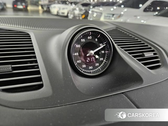 Porsche Cayenne (PO536) 2025 Серебристо-серый из Кореи, фото 6