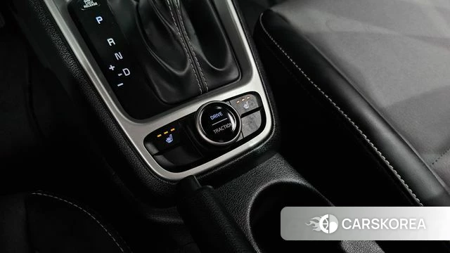 Hyundai Venue 2022 Белый из Кореи, фото 6