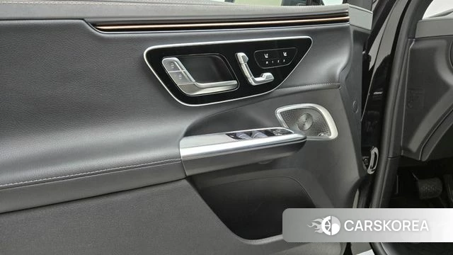 Mercedes-Benz EQE SUV X294 2025 Черный из Кореи, фото 6
