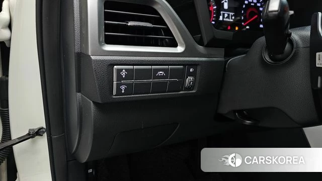 Ssangyong Beautiful Korando 2019 Белый из Кореи, фото 6