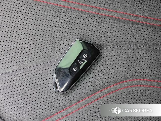 Volkswagen Lingdu 2023 Белый из Китая, фото 6