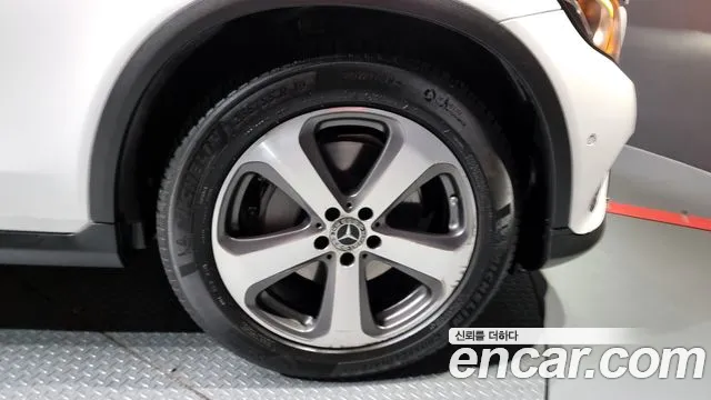 Mercedes-Benz GLC-Class X253 2019 Белый из Кореи, фото 6