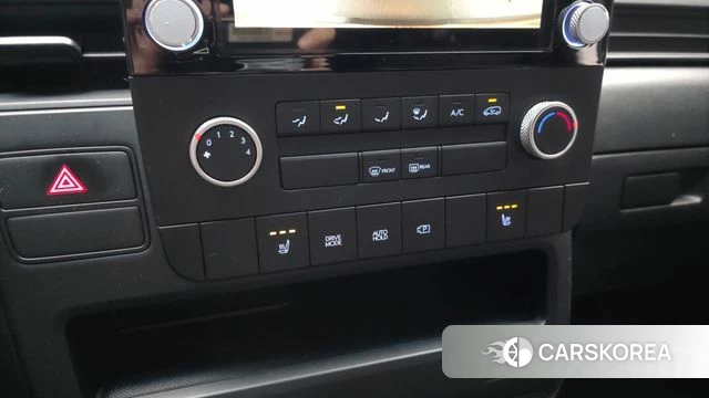 Hyundai Staria 2023 Серый из Кореи, фото 6