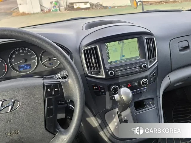 Hyundai The New Grand Starex 2018 Желтый из Кореи, фото 6