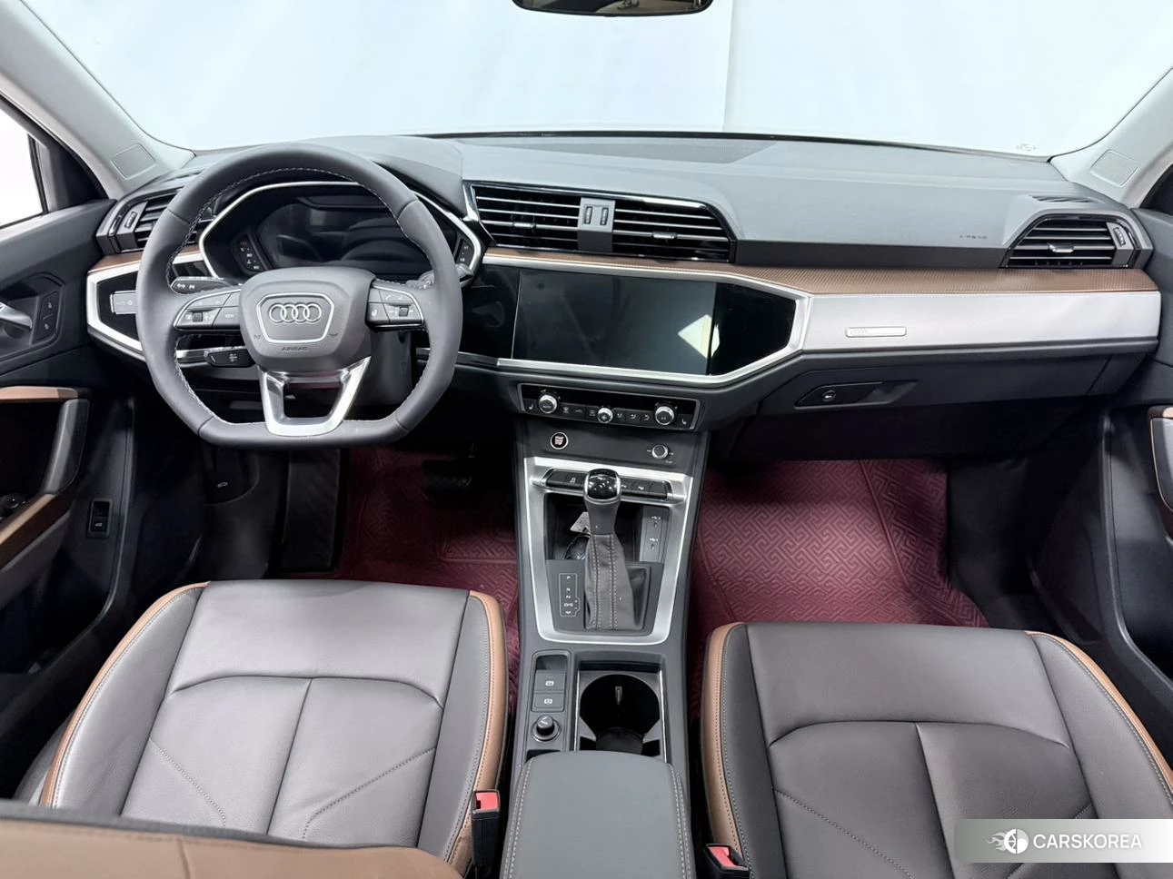 Audi Q3 2021 Темно-серый из Китая, фото 6