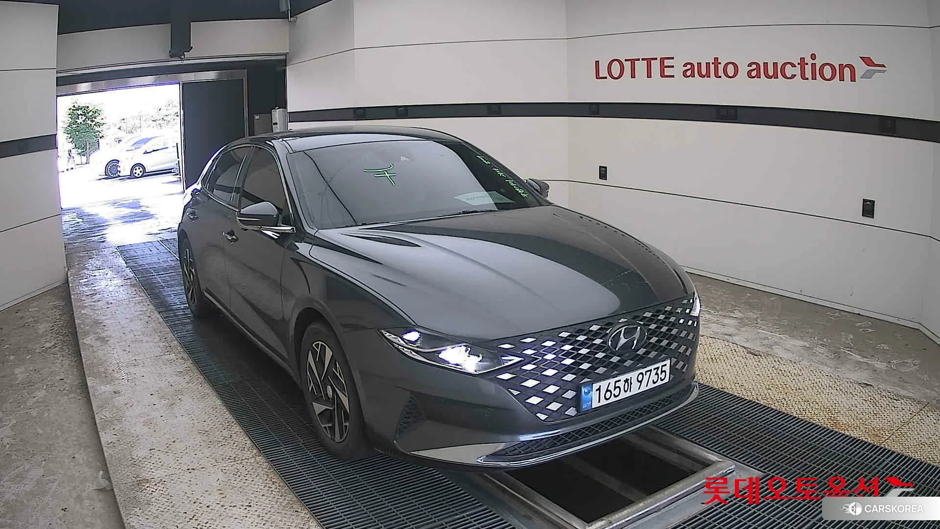 Hyundai Grandeur Hybrid 2022 Nocturne Grey Metallic из Кореи, фото 6