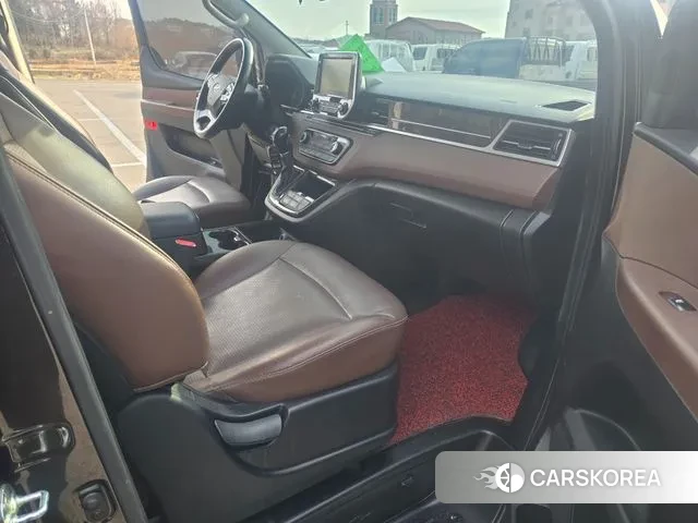 Hyundai The New Grand Starex 2018 Коричневый из Кореи, фото 6