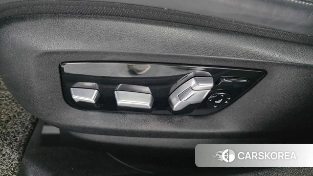 BMW 6 Series GT (G32) 2020 Белый из Кореи, фото 6