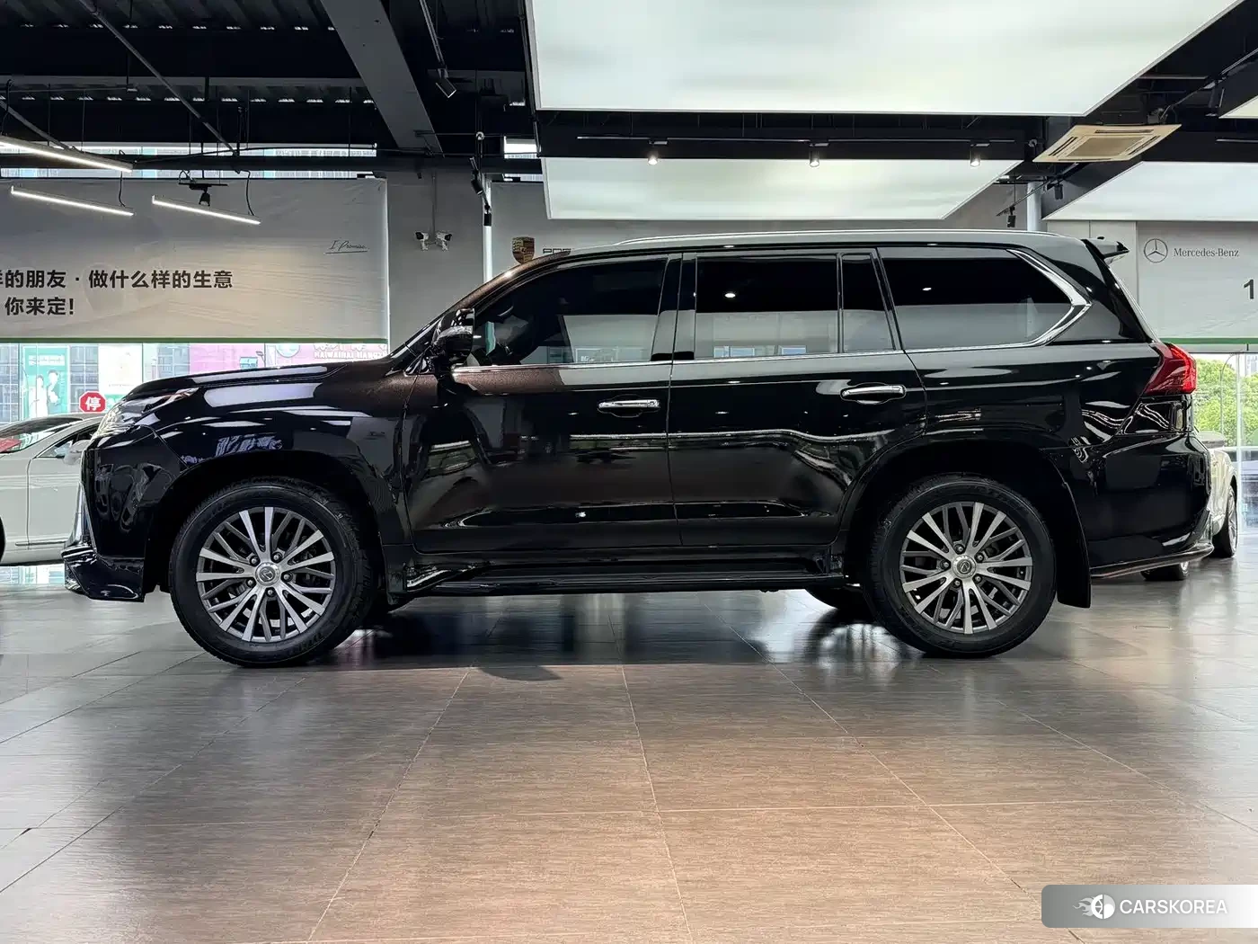 Lexus LX 2019 Черный из Китая, фото 6