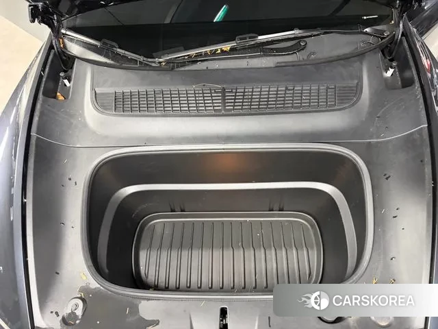 Tesla Model Y 2025 Серый из Кореи, фото 6