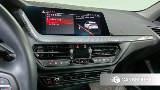 BMW 1 Series (F40) 2021 Белый из Кореи, фото 6