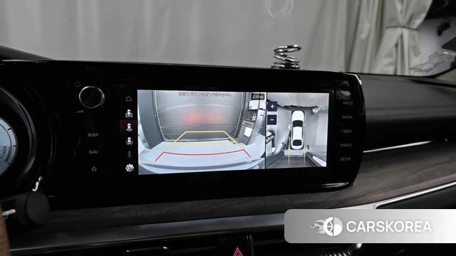 Kia K5 Hybrid 3rd Generation 2023 Серебристо-серый из Кореи, фото 6