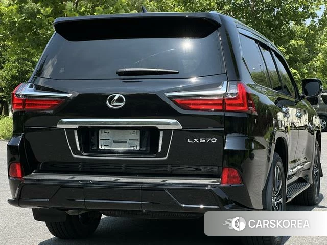Lexus LX 2022 Черный из Китая, фото 6