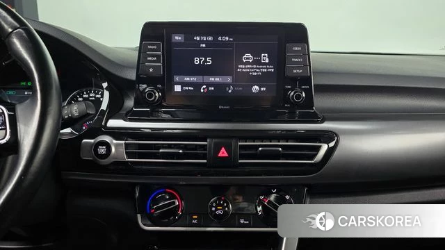 Kia Seltos 2022 Серый из Кореи, фото 6