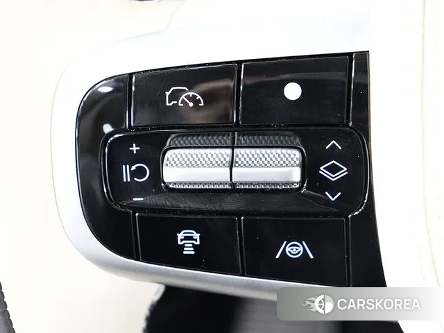 Genesis GV70 2025 Белый из Кореи, фото 6