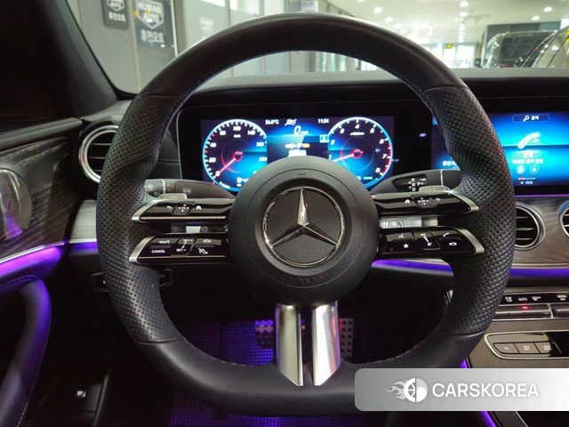 Mercedes-Benz E-Class W213 2022 Белый из Кореи, фото 6