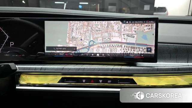 BMW 7 Series (G70) 2023 Черный из Кореи, фото 6