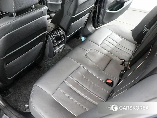 BMW 5 Series (G30) 2021 Черный из Кореи, фото 6