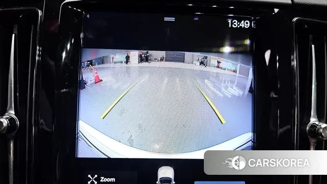 Volvo XC60 second Generation 2021 Белый из Кореи, фото 6