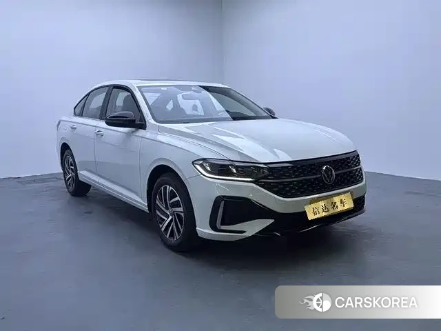Volkswagen Lavida 2025 Белый из Китая, фото 6