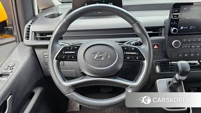 Hyundai Staria 2022 Желтый из Кореи, фото 6