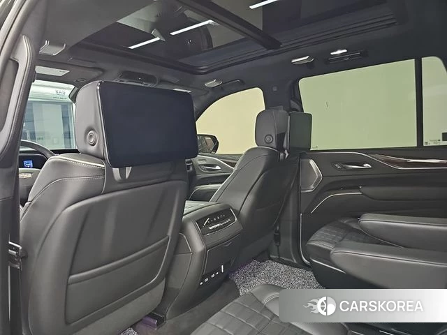 Cadillac Escalade 5th Generation 2022 Черный из Кореи, фото 6