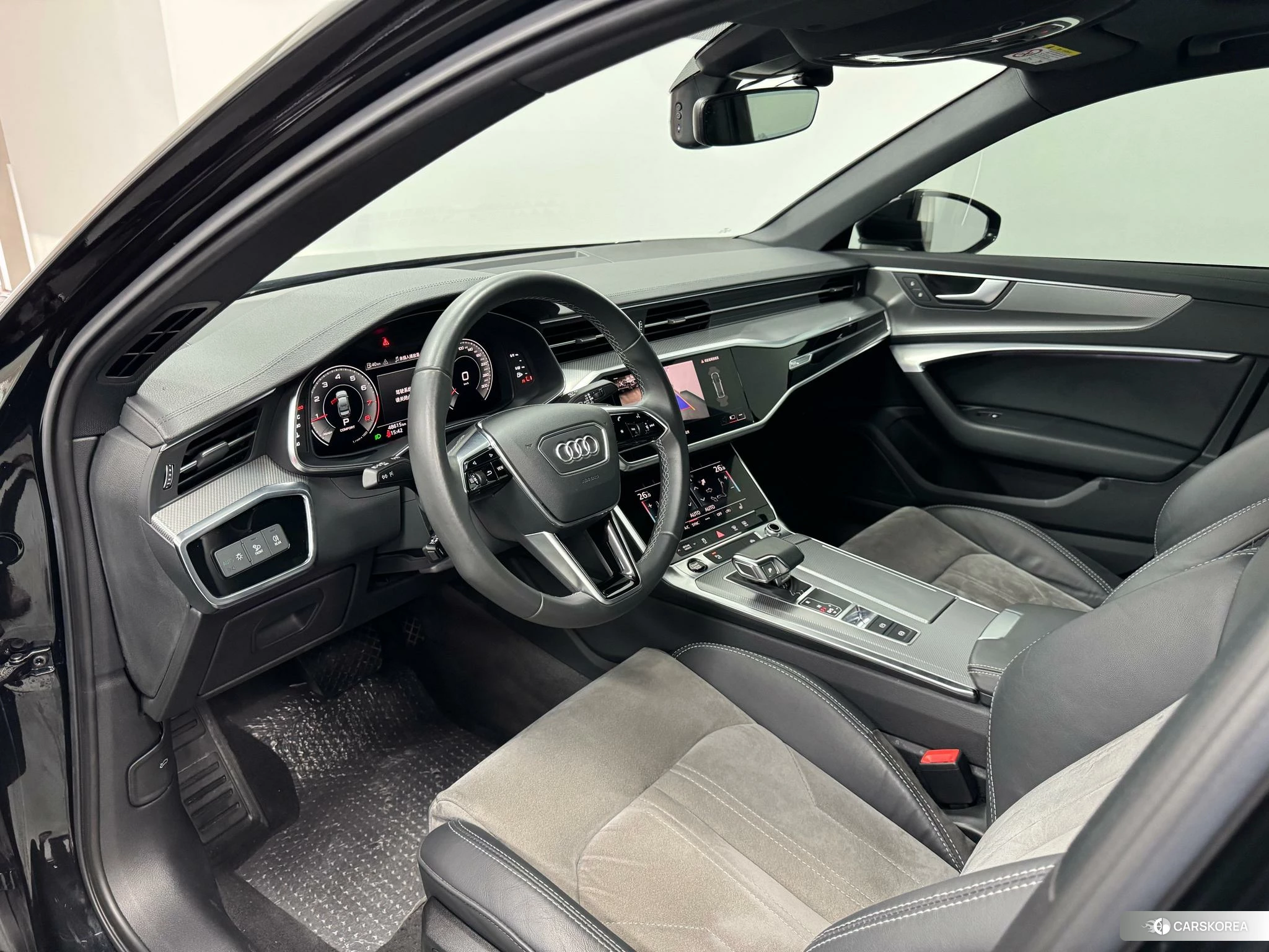 Audi A6L id 4420756 из Китая 6