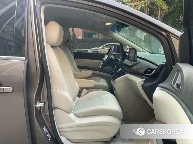 Buick GL8 2021 Коричневый из Китая, фото 6