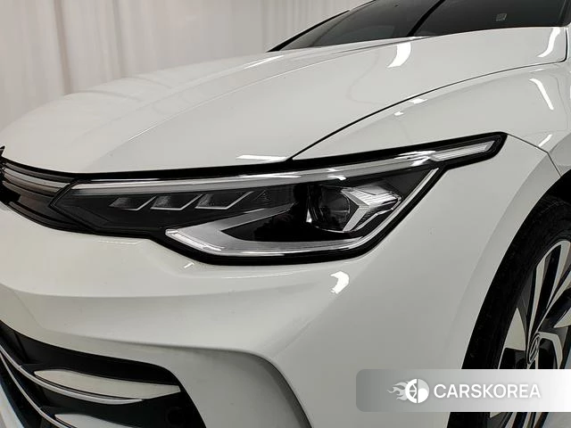 Volkswagen Golf 2025 Белый из Китая, фото 6