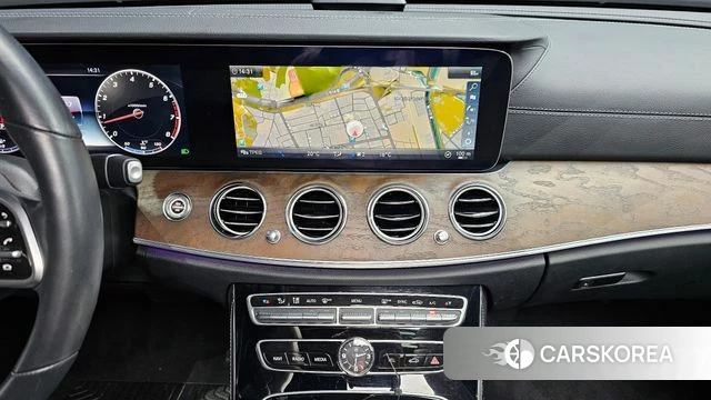 Mercedes-Benz E-Class W213 2019 Серый из Кореи, фото 6
