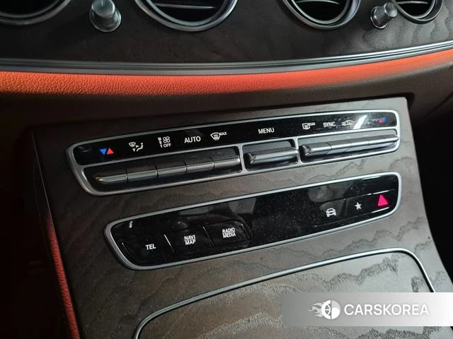 Mercedes-Benz E-Class W213 2023 Серый из Кореи, фото 6