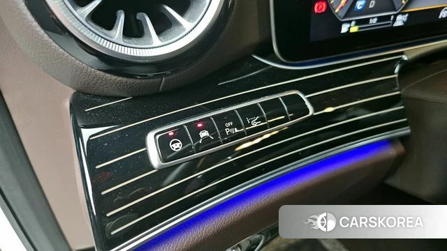Mercedes-Benz CLS-Class C257 2019 Белый из Кореи, фото 6