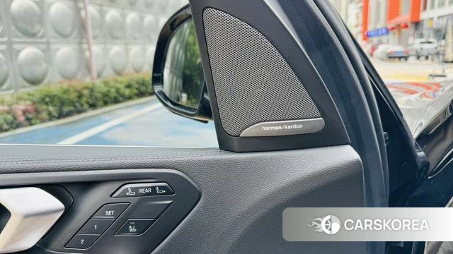 BMW X7 2021 Черный из Китая, фото 6