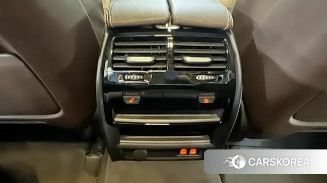 BMW 5 Series (G30) 2023 Серый из Кореи, фото 6