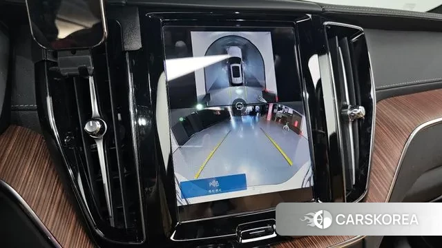 Volvo XC60 second Generation 2024 Белый из Кореи, фото 6