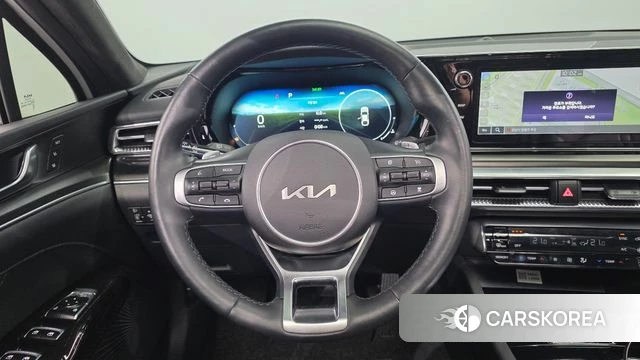 Kia K5 3rd generation 2023 Белый из Кореи, фото 6