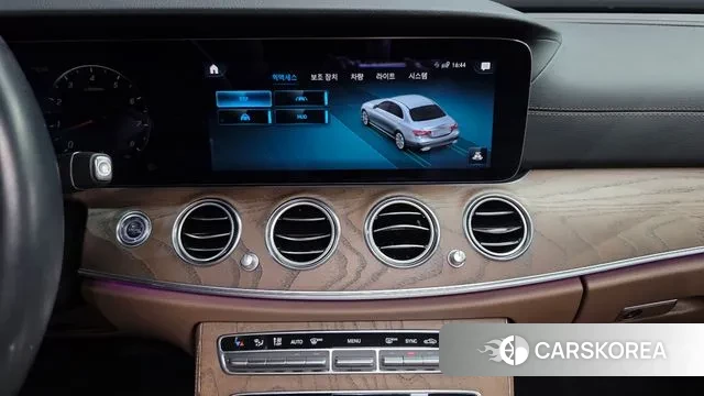 Mercedes-Benz E-Class W213 2021 Белый из Кореи, фото 6