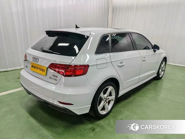 Audi A3 2021 Белый из Китая, фото 6