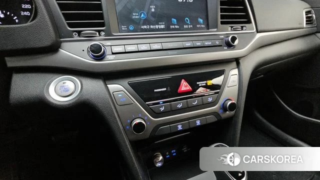 Hyundai Avante AD 2018 Серебряный из Кореи, фото 6